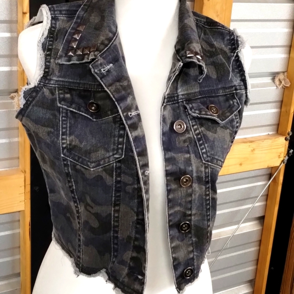 Camo jean vest